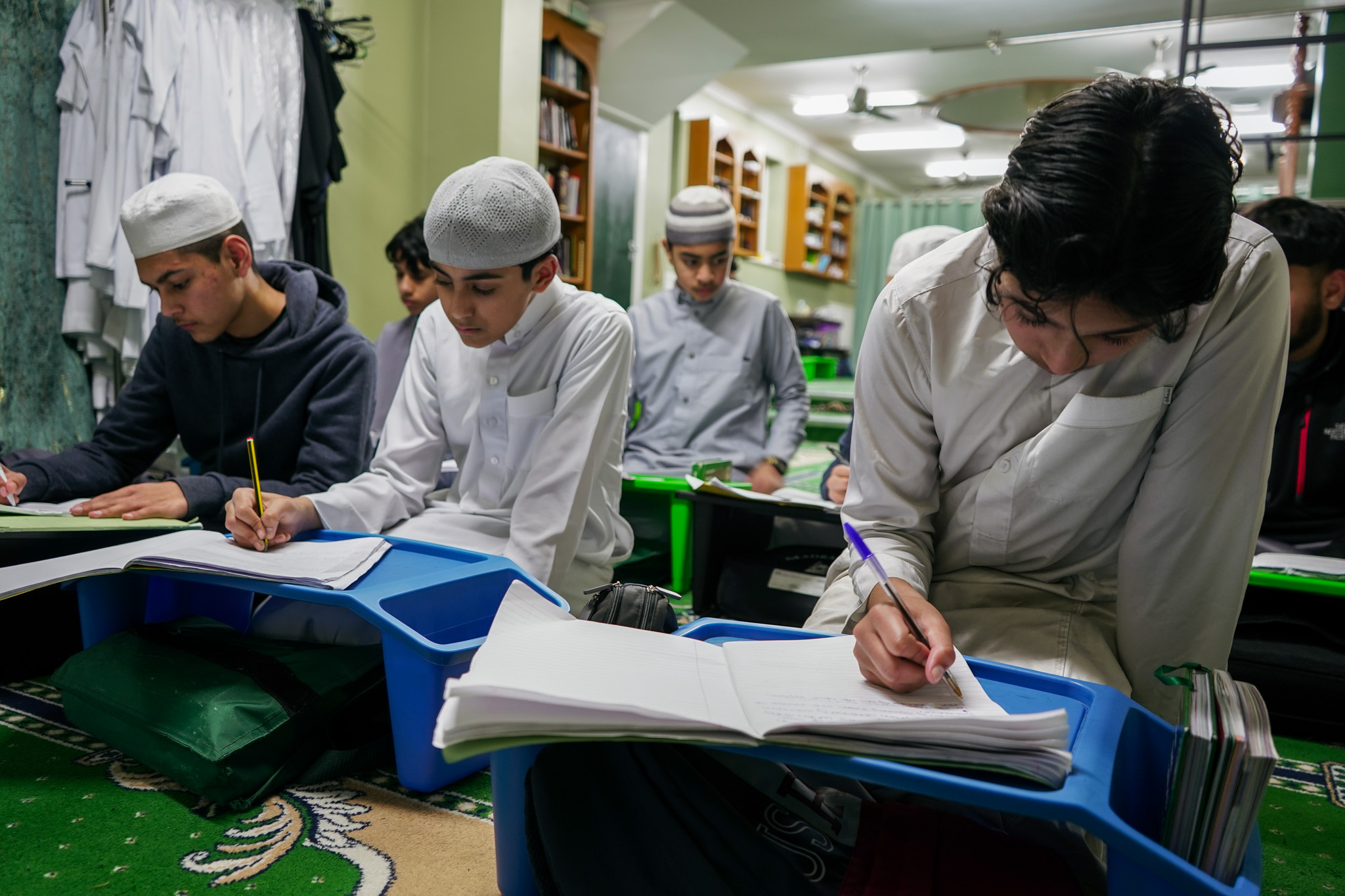 Children learning at Darul-ilm Kent